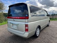 used Nissan Elgrand 2.5 Auto