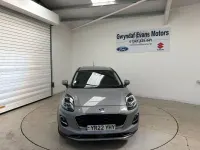 Usado Ford Puma Titanium 125 CV (91 kW) 2022 Plateado SUV