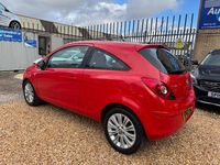 Używany Vauxhall Corsa 2013 Czerwony Hatchback