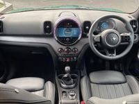 Used Mini Cooper Countryman Exclusive 134 HP (98 kW) 2022 Green SUV