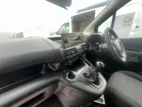 Used Vauxhall Combo Edition 100 HP (73 kW) 2021 Grey MPV