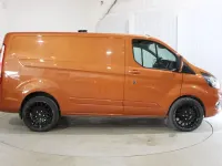 Used Ford Transit Custom Limited 130 HP (95 kW) 2021 Orange Van