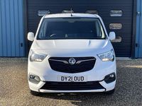 Used Vauxhall Combo Sportive 100 HP (73 kW) 2021 White Van