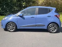 Used Hyundai i10 Premium 87 HP (63 kW) 2017 Blue Hatchback