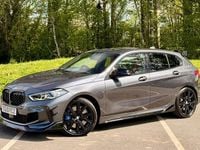 Begagnad BMW M135 Sport Line 2020 Grå Halvkombi