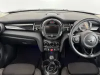 Used Mini Cooper Hatch 134 HP (98 kW) 2017 Green Hatchback