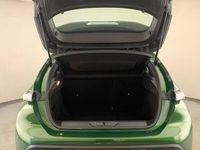 Second-hand Peugeot 308 Active Premium 129 CP (94 kW) 2022 Verde Hatchback