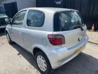 Used Toyota Yaris 86 HP (63 kW) 2002 Silver Hatchback