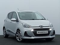 Used Hyundai i10 Premium SE 87 HP (63 kW) 2017 Silver Hatchback