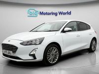 Begagnad Ford Focus Titanium X 155 HK (114 kW) 2021 Vit Halvkombi