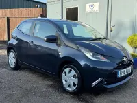 Used Toyota Aygo X-play 69 HP (50 kW) 2015 Blue Hatchback