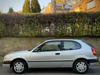 Used Toyota Corolla 97 HP (71 kW) 2001 Silver Hatchback