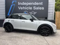 Używany Mini Cooper S Hatch 192 KM (141 kW) 2016 Srebrny Hatchback