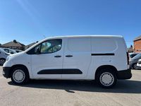 Begagnad Vauxhall Combo 2021 Vit Minibuss