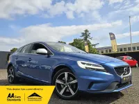 Used Volvo V40 R-Design 122 HP (89 kW) 2018 Blue Hatchback