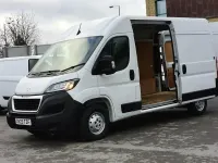 Second-hand Peugeot Boxer Premium 140 CP (102 kW) 2023 Alb Van