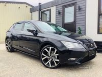 Used Seat Leon SE 105 HP (77 kW) 2015 Black Hatchback