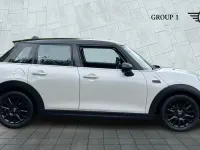 Używany Mini Cooper Hatch 134 KM (98 kW) 2018 Srebrny Hatchback