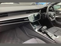 Used Audi A6 Black Edition 204 HP (150 kW) 2025 White Estate