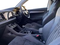 Used Skoda Karoq SE L 147 HP (108 kW) 2023 Moon white metallic SUV