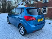 Used Kia Venga 89 HP (65 kW) 2011 Blue Hatchback