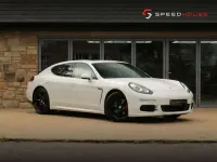 Used Porsche Panamera 300 HP (220 kW) 2015 White Hatchback