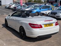 Begagnad Mercedes E220 2012 Vit Cab