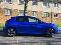 Used Peugeot 208 Allure+ 101 HP (74 kW) 2022 Blue Hatchback