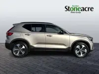 Used Volvo XC40 Ultimate 197 HP (144 kW) 2023 Gold SUV