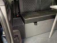 Used Ford Tourneo Custom Titanium 130 HP (95 kW) 2018 Blue Van