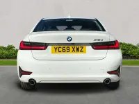 Used BMW 318 150 HP (110 kW) 2019 White Sedan