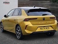 Used Vauxhall Astra Ultimate 128 HP (94 kW) 2024 Yellow/black Hatchback
