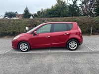 Używany Renault Scénic III Privilege 2010 Czerwony Minivan