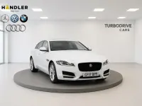 Gebraucht Jaguar XF R-Sport 180 PS (132 kW) 2017 Weiß Limousine