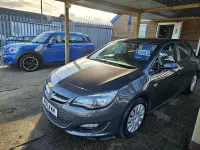 Used Vauxhall Astra 130 HP (95 kW) 2013 Grey Hatchback