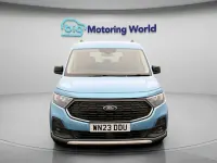 Begagnad Ford Tourneo Active 122 HK (89 kW) 2024 Kombi