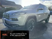 Begagnad Jeep Cherokee Limited 200 HK (147 kW) 2015 Grå SUV