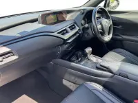 Used Lexus UX E-FOUR 196 HP (144 kW) 2019 F sport white SUV