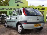 Used Vauxhall Corsa Elegance 90 HP (66 kW) 2001 Green Hatchback