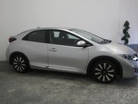 Used Honda Civic SE Plus 142 HP (104 kW) 2015 Silver Hatchback