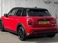 Usado Mini Cooper Classic 136 CV (100 kW) 2023 Rojo Utilitario