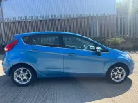 Used Ford Fiesta Zetec 81 HP (59 kW) 2012 Blue Hatchback