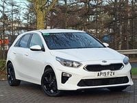 Used Kia Ceed 2019 White Hatchback