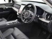 Usado Volvo XC90 Plus 250 HP (183 kW) 2025 SUV