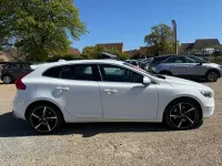Used Volvo V40 R-Design 190 HP (139 kW) 2015 White Hatchback