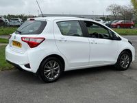 Used Toyota Yaris 2019 White Hatchback
