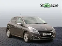 Used Peugeot 208 Signature Sky 80 HP (58 kW) 2019 Grey Hatchback