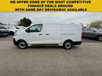 Used Vauxhall Vivaro S 100 HP (73 kW) 2022 White MPV
