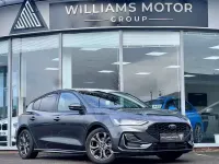 Usado Ford Focus ST-Line 2024 Cinzento Citadino
