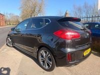Käytetty Kia Ceed GT-Line 2016 Musta Viistoperä